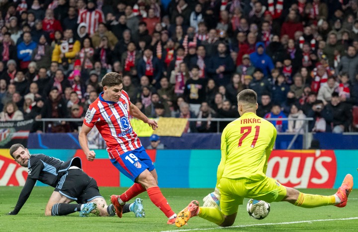 Álvarez pod paľbou fanúšikov Atlética! Pískali na neho, Hancko odohral celý zápas